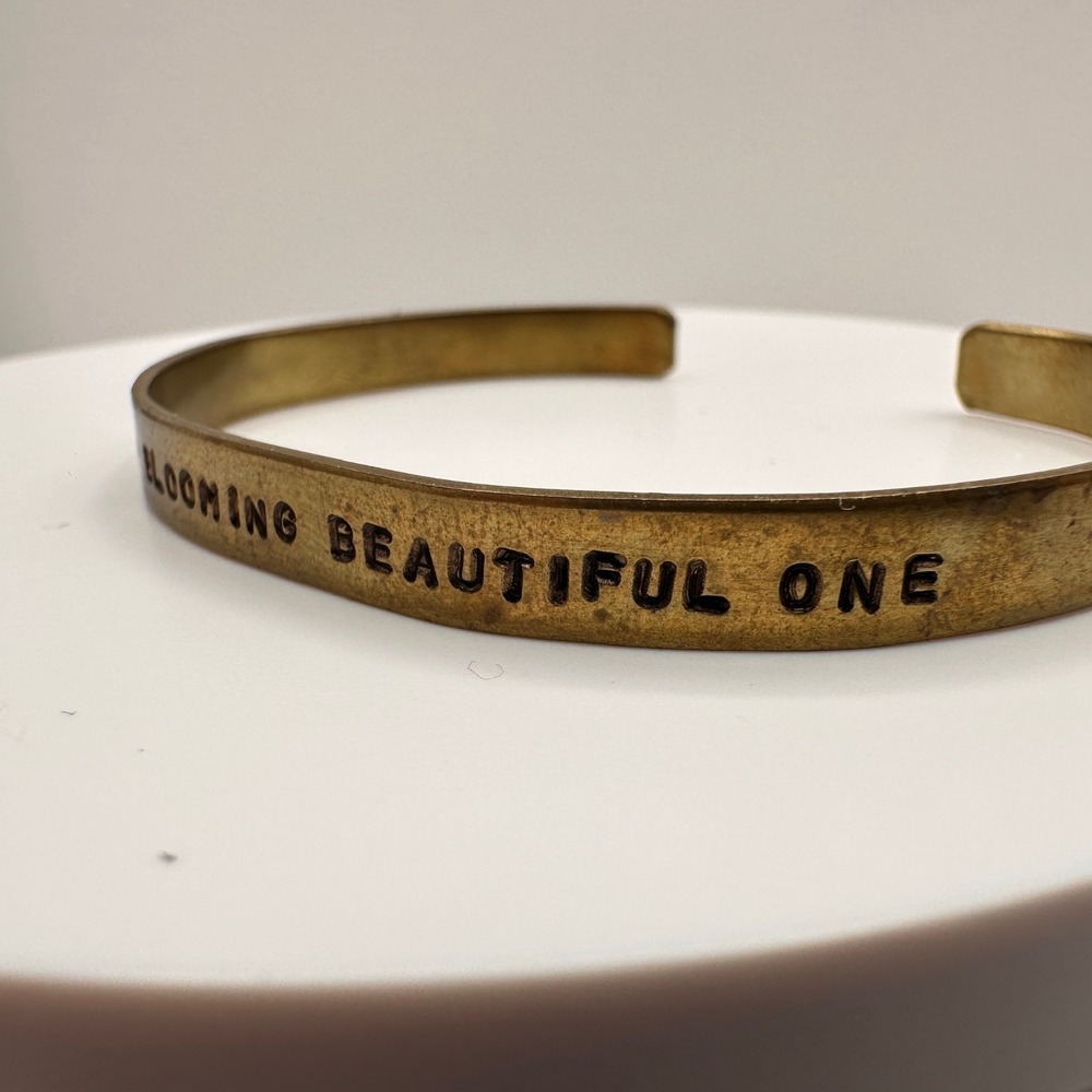 Vintage 80s Brass Cuff Bracelet Keep Blooming Beautiful One Engraved Jewelry - Picture 4 of 7